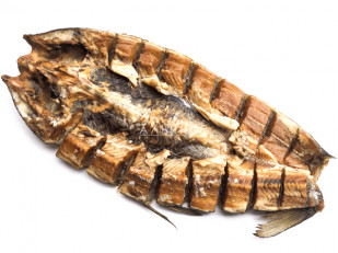 Корюшка вяленая (Онежская): Сом (бабочка) холодного копчения